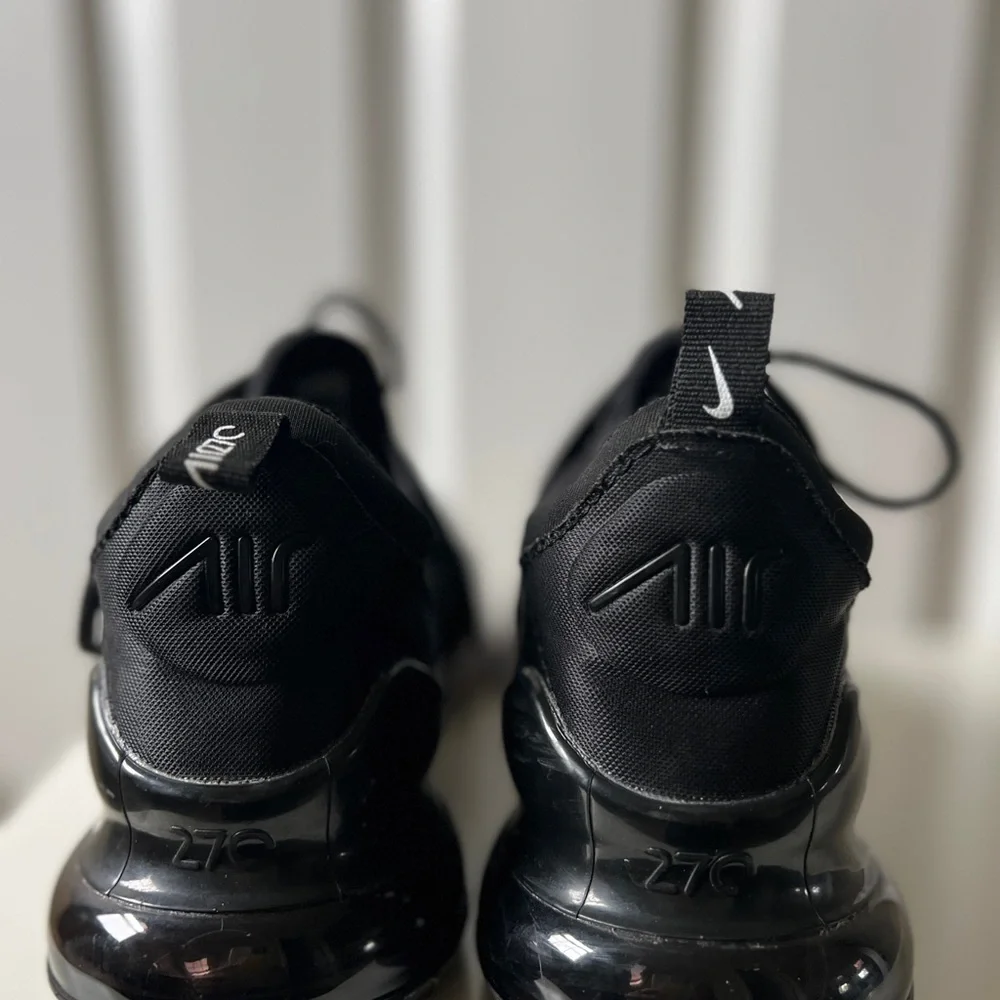 Nike Men’s Air Max 270, size 8. - Picture 3 of 6